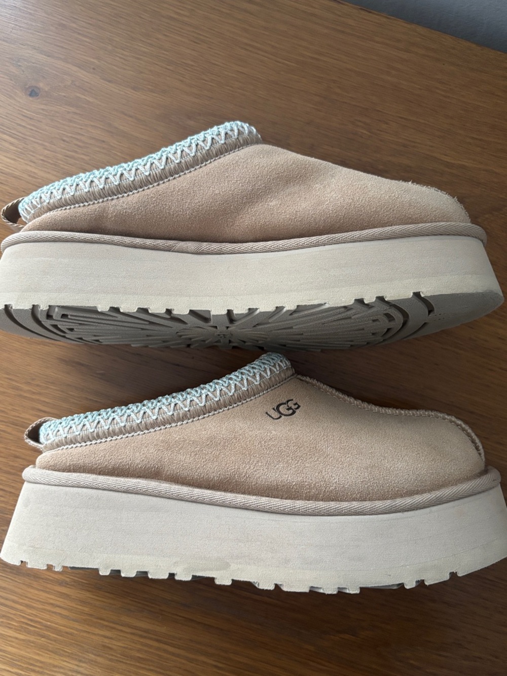 UGG Women's Platform Tazz in Sand
